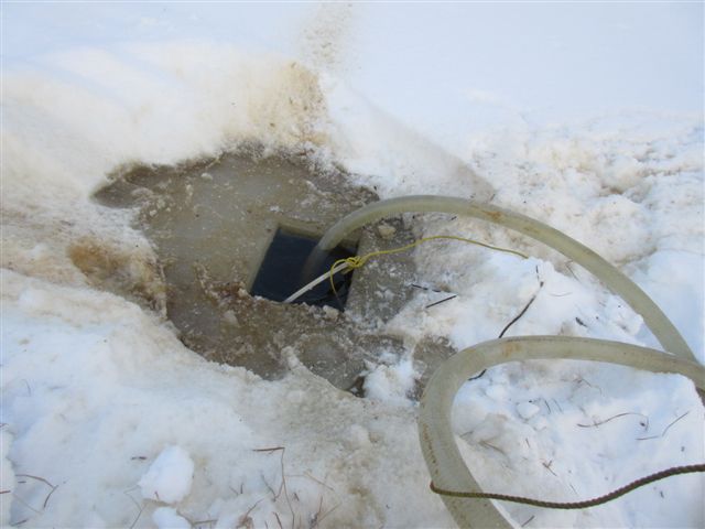 HOLE